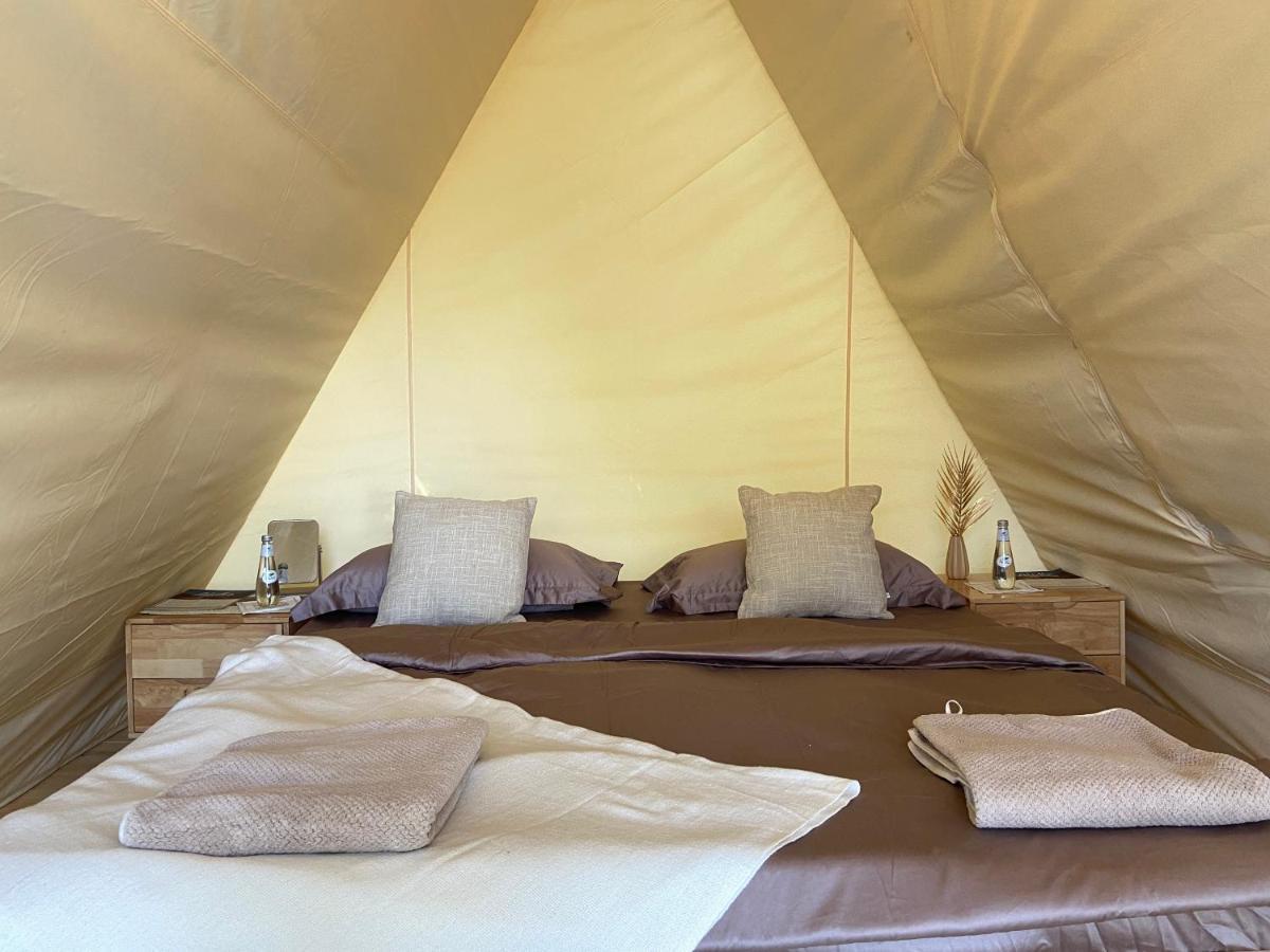 Husaak Glamping Hotel Al-Ula Kültér fotó